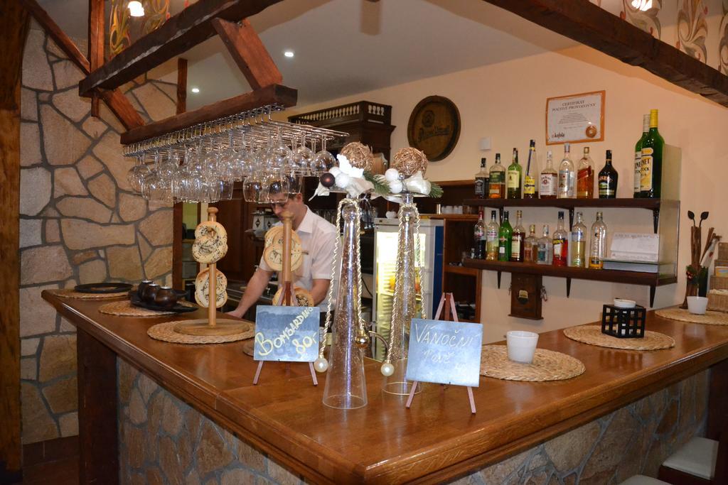 Penzion A Restaurace Stare Casy Горни-Бечва Экстерьер фото